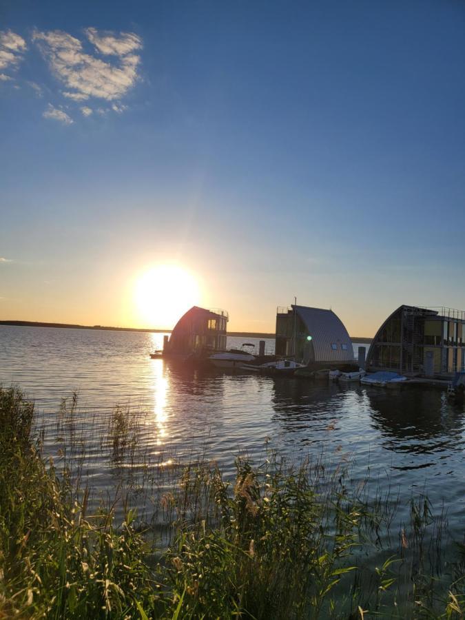 Ferienhaus Water Geierswalde Eksteriør billede